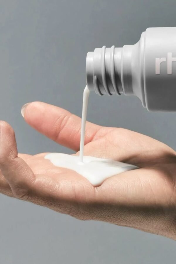 RHODE Glazing Milk - Image 4