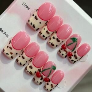 Handgemachte Press-On Nails Komplett Set